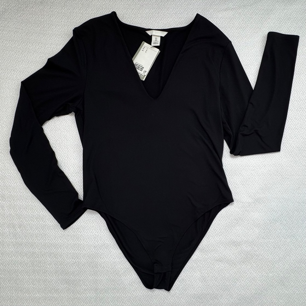 NWT H&M Bodysuit V-Neck Long-sleeve Jersey Black Minimalist Women's Size L